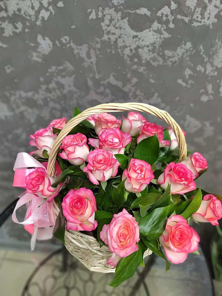Цветочная композиция из Розы в корзине в Атамановке