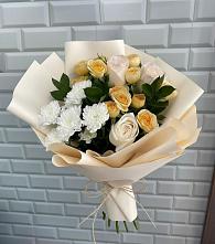 Букет цветов из:  Розы и Хризантемы в Атамановке