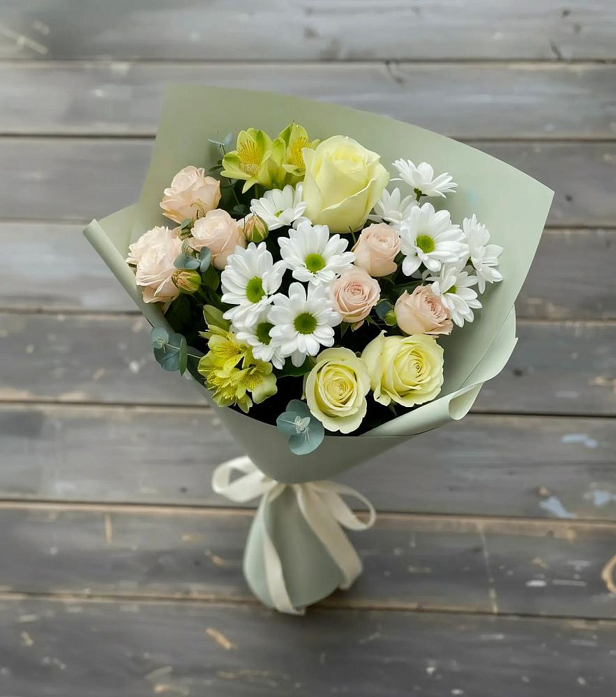 Букет цветов из: Альстромерии, Розы и Хризантемы в Атамановке