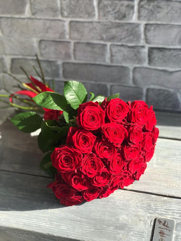 Букет Красные розы Фридом в Атамановке