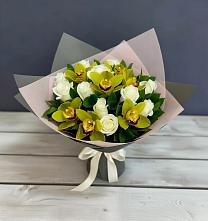 Букет цветов из:  Орхидеи и Розы в Атамановке