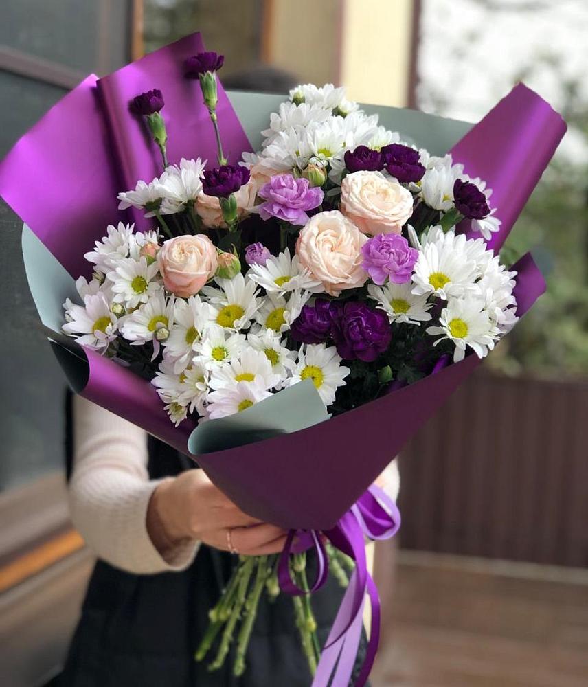 Букет цветов из: Хризантемы, Гвоздики и Розы в Атамановке