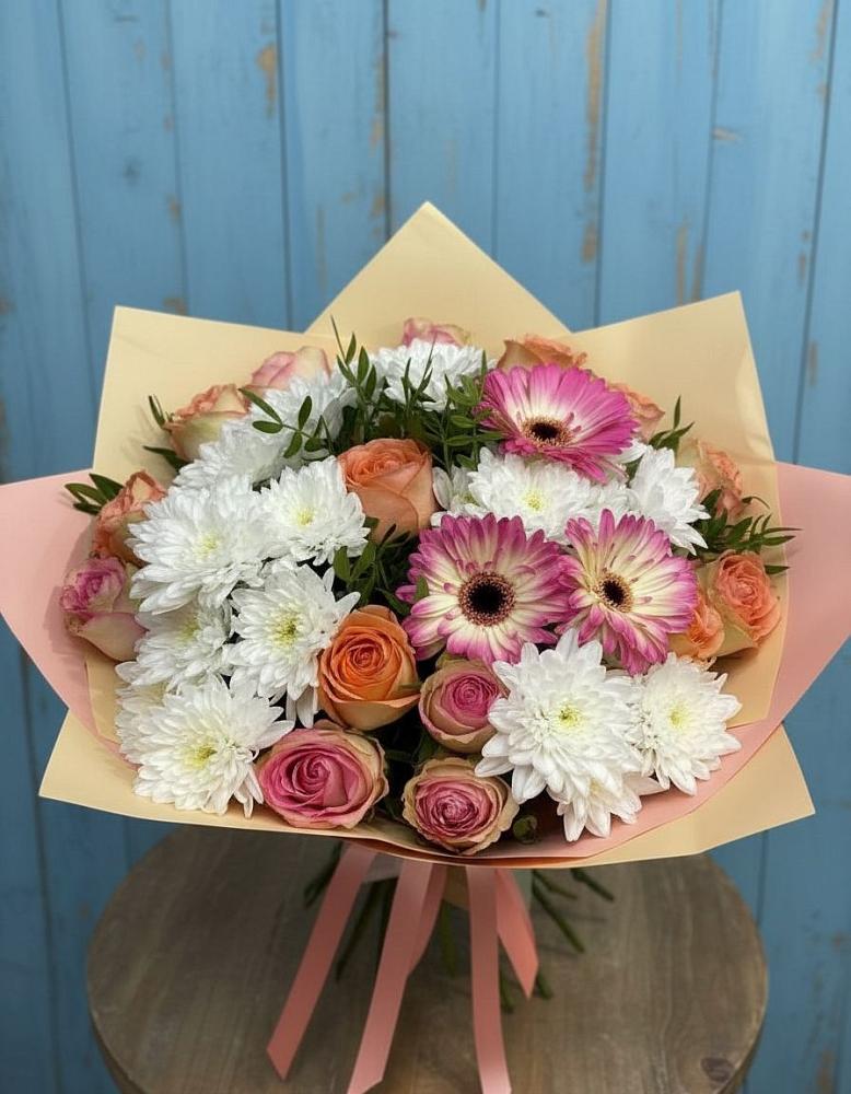 Букет цветов из: Розы, Герберы и Хризантемы в Атамановке