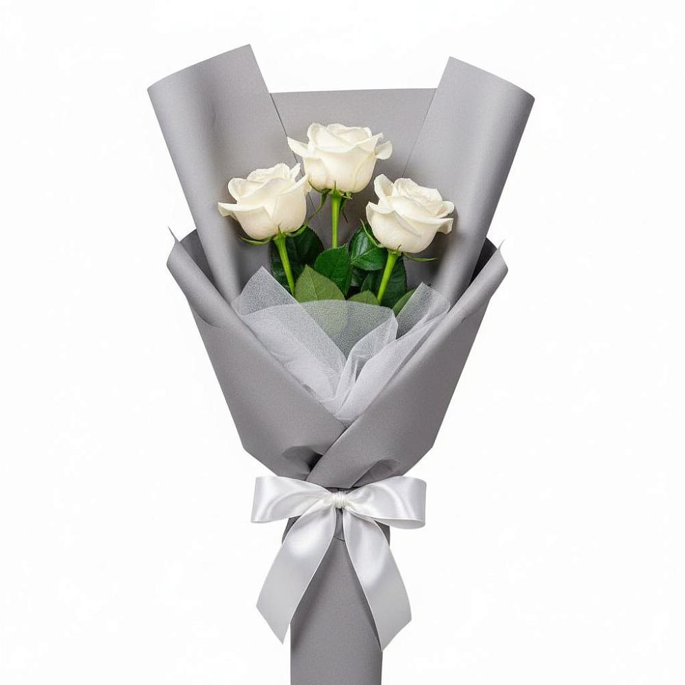 Букет 3 белые розы в Атамановке