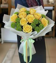 Букет цветов из:  Хризантемы и Розы в Атамановке