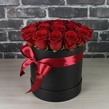 Цветочная композиция из Розы в шляпной коробке в Атамановке