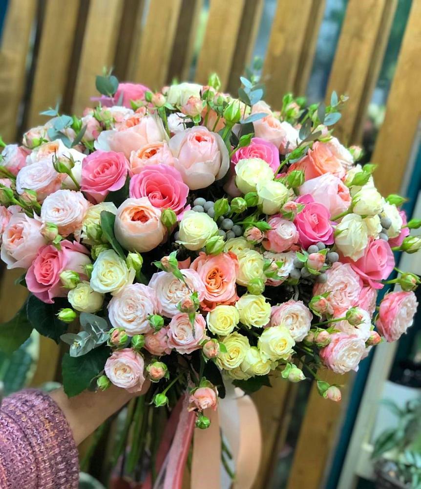 Букет цветов из: Розы в Атамановке