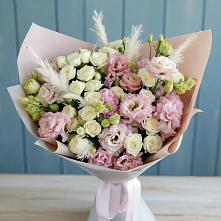 Букет цветов из:  Альстромерии и Розы в Атамановке